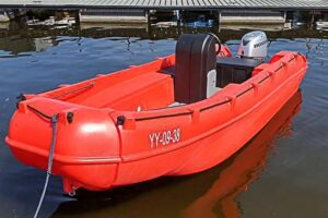 lancha-hdpe-whaly-455r-professional-9-min